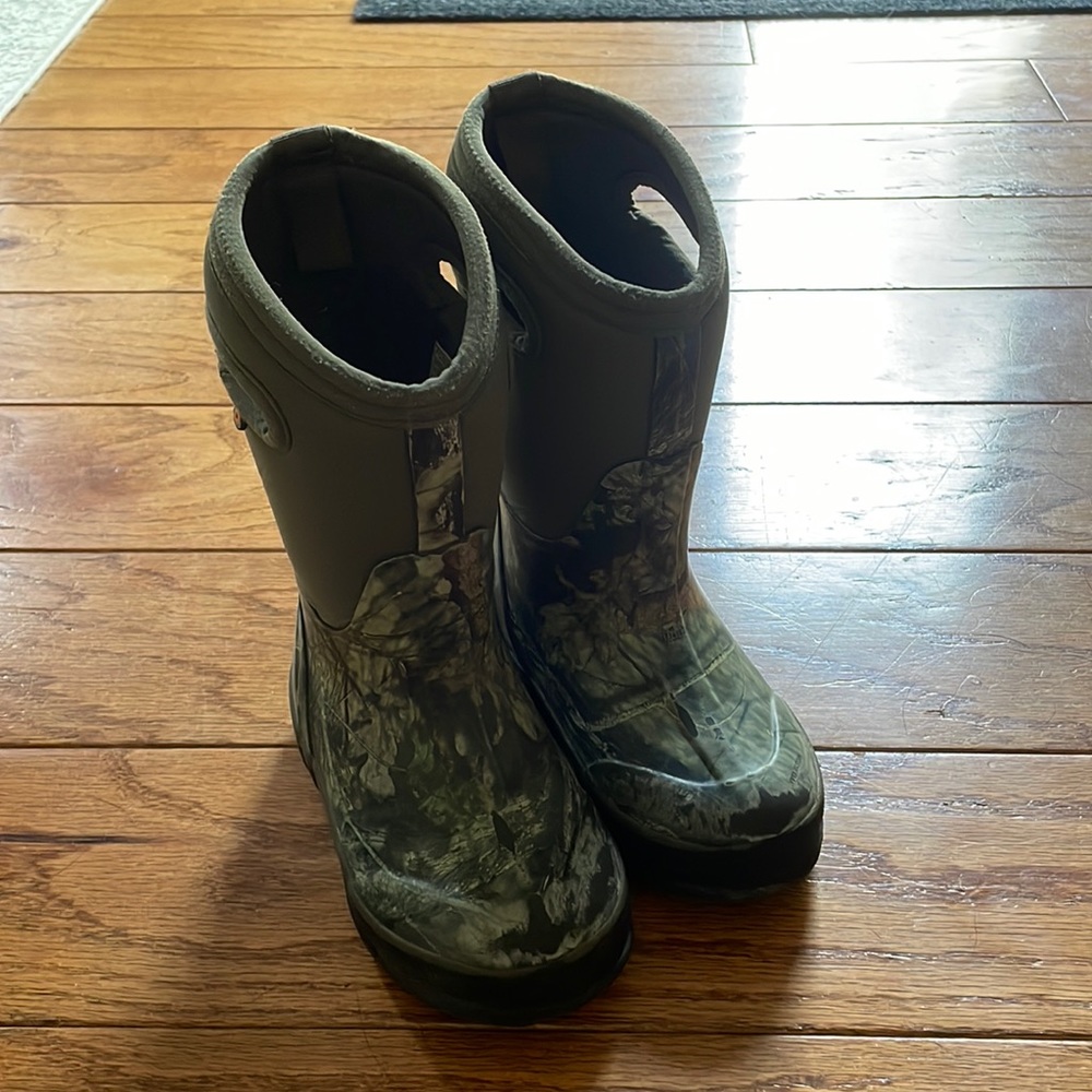 Bogs Mossy Oak boys winter boot